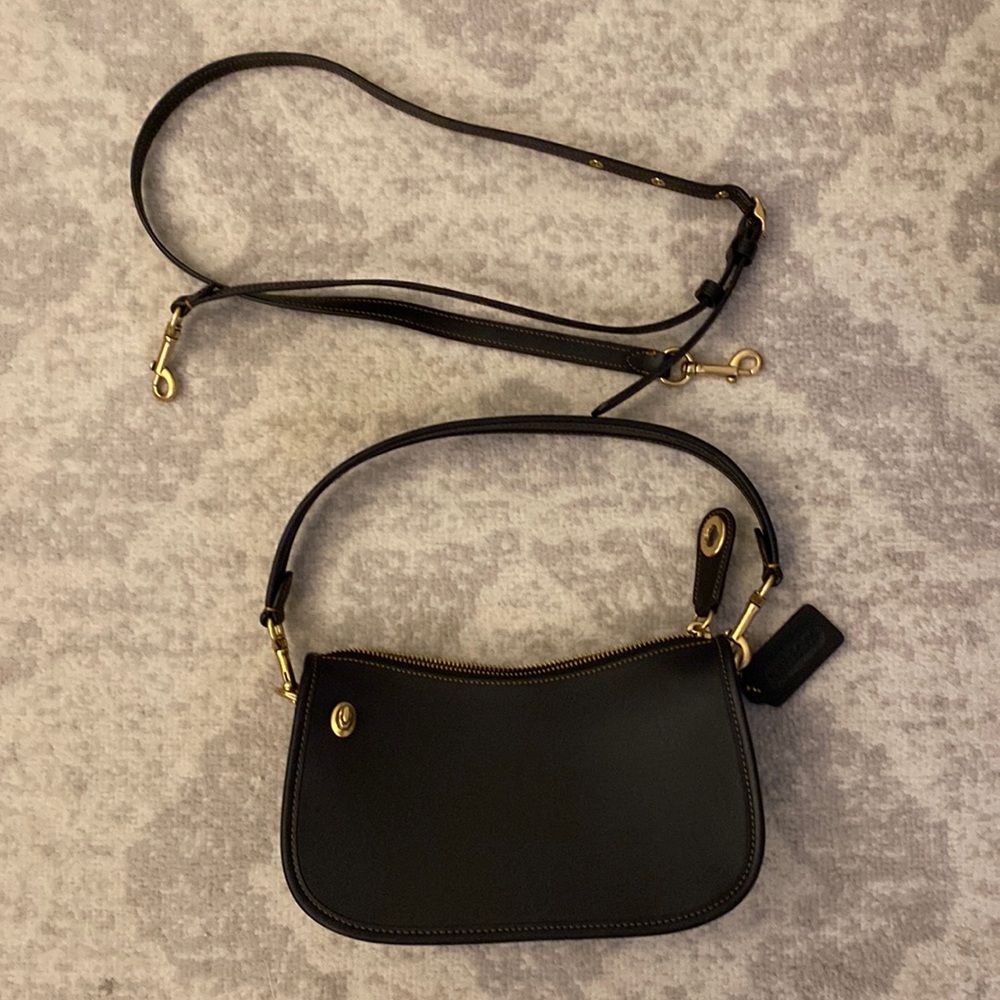 Coach Swinger - black
